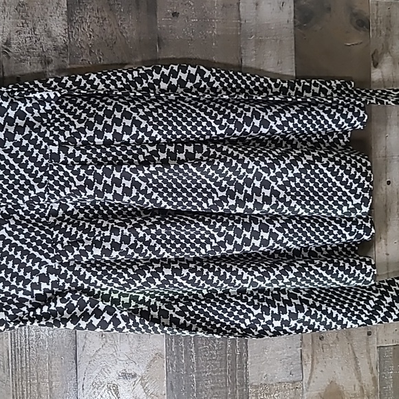 Victoria's Secret dress - Picture 6 of 9